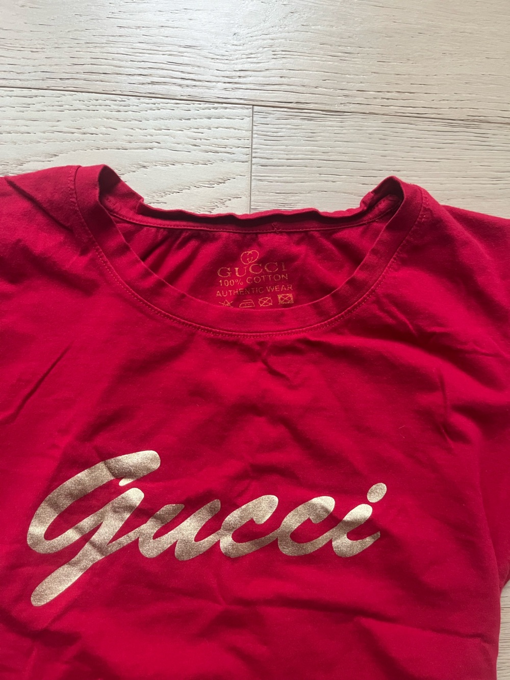 Authentic Gucci Women’s Red Tee with Gold cursive Logo - Picture 2 of 4